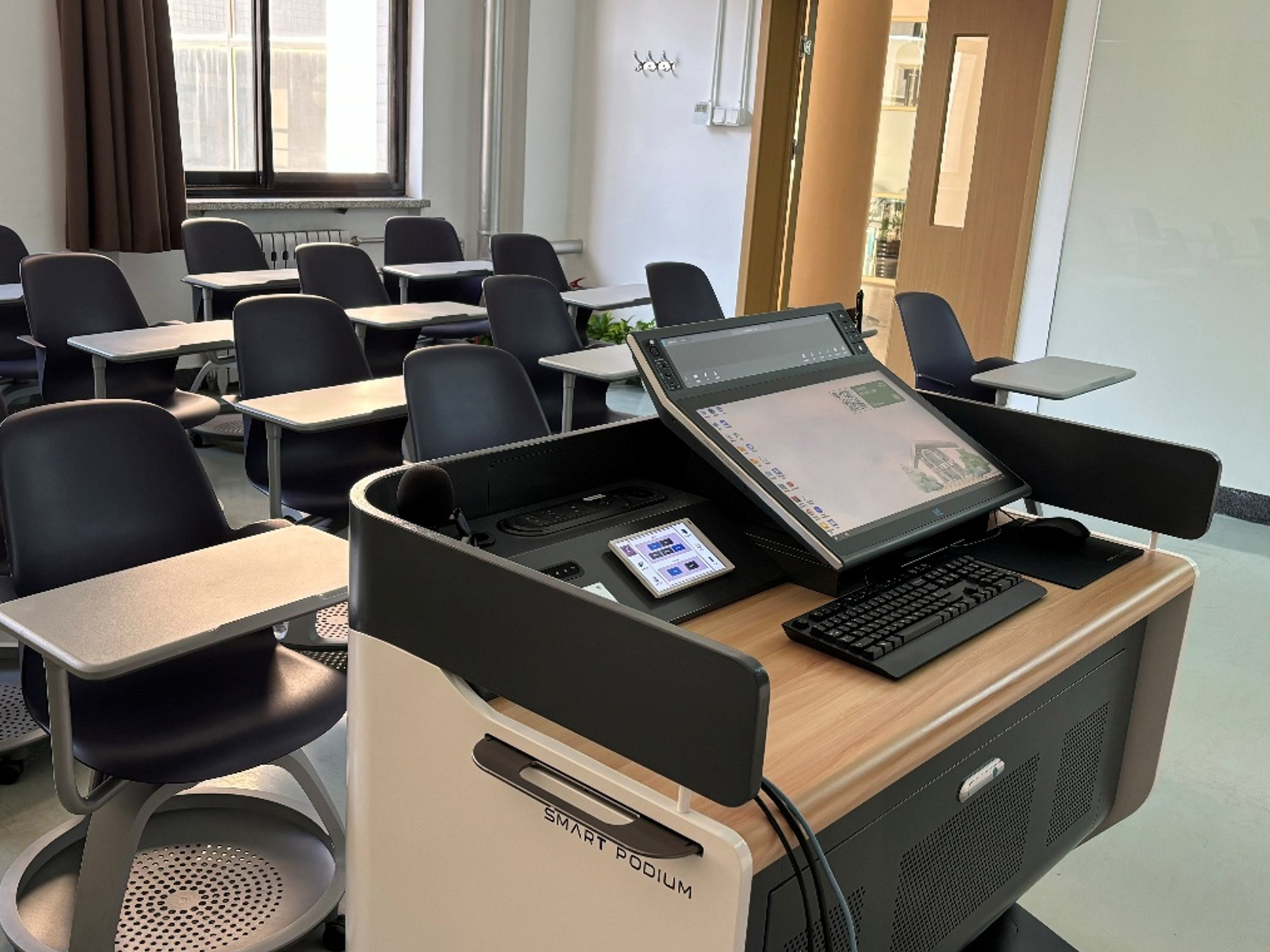 motorised height adjustable av podiums