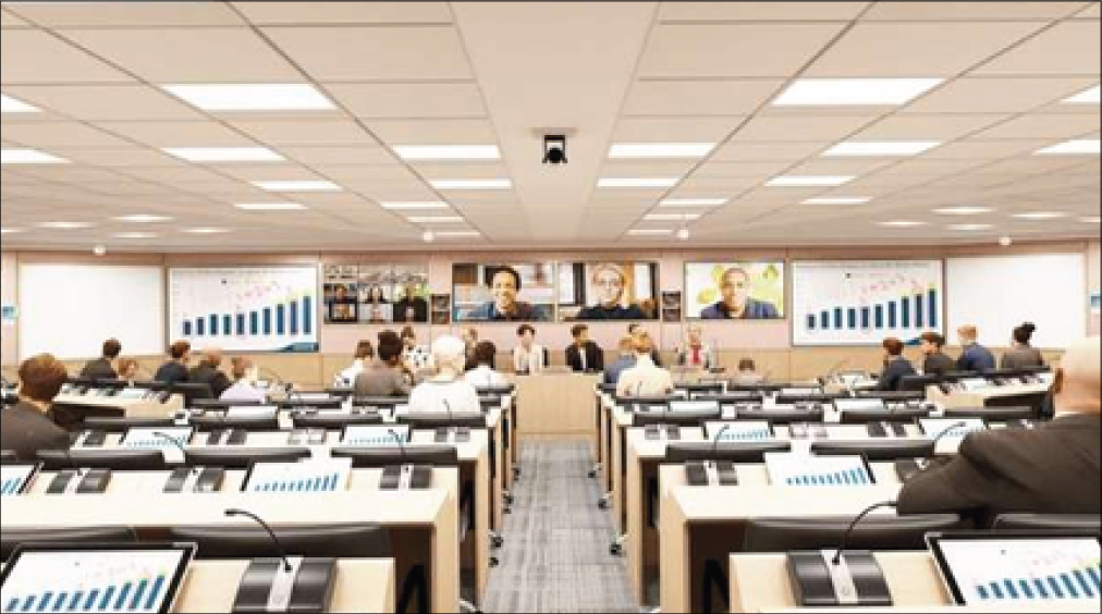 Ultra Immersive Hybrid Large Training Rooms